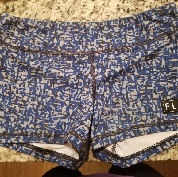 Fleo Pants - Fleo shorts
